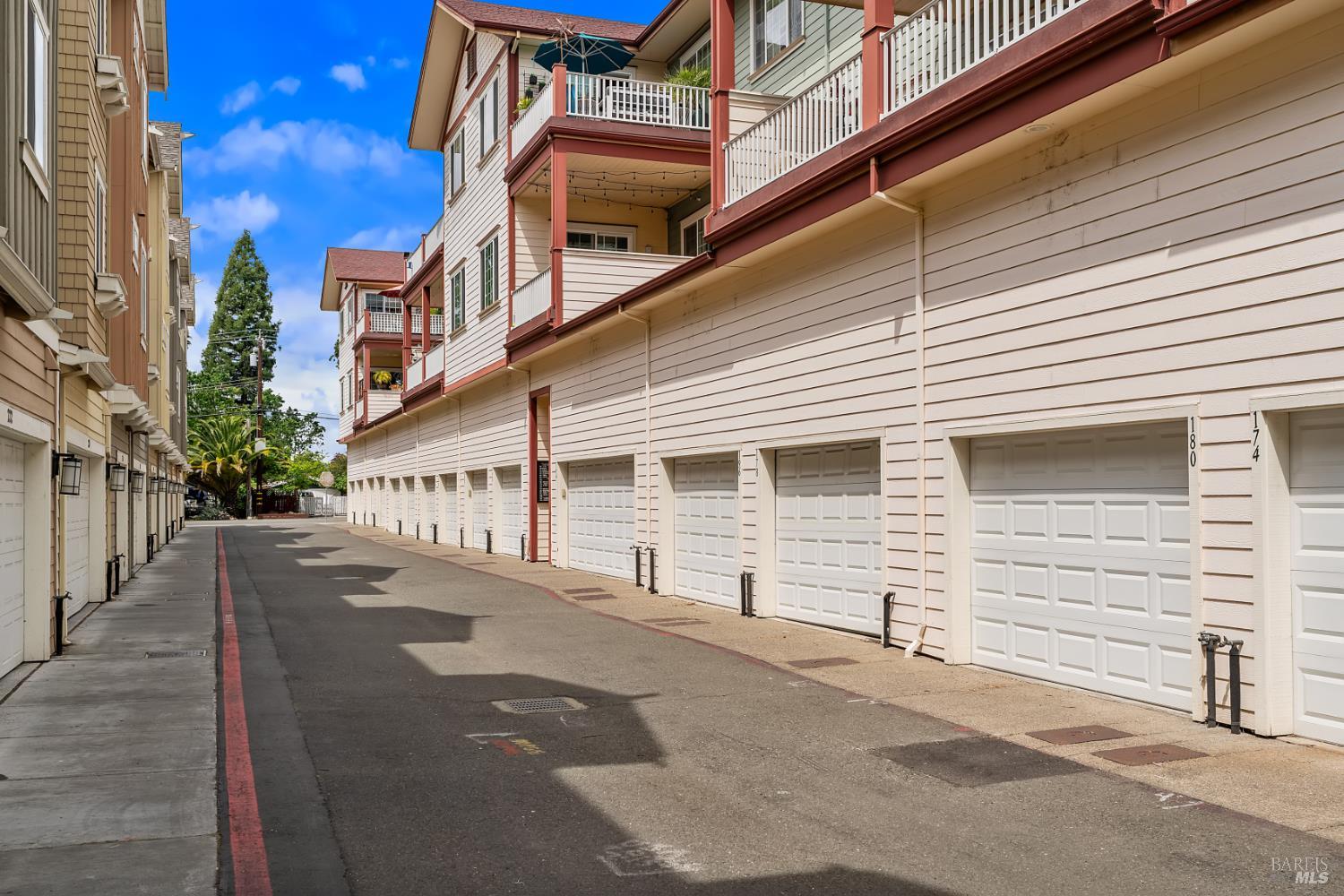 MLS #326029585 image #27