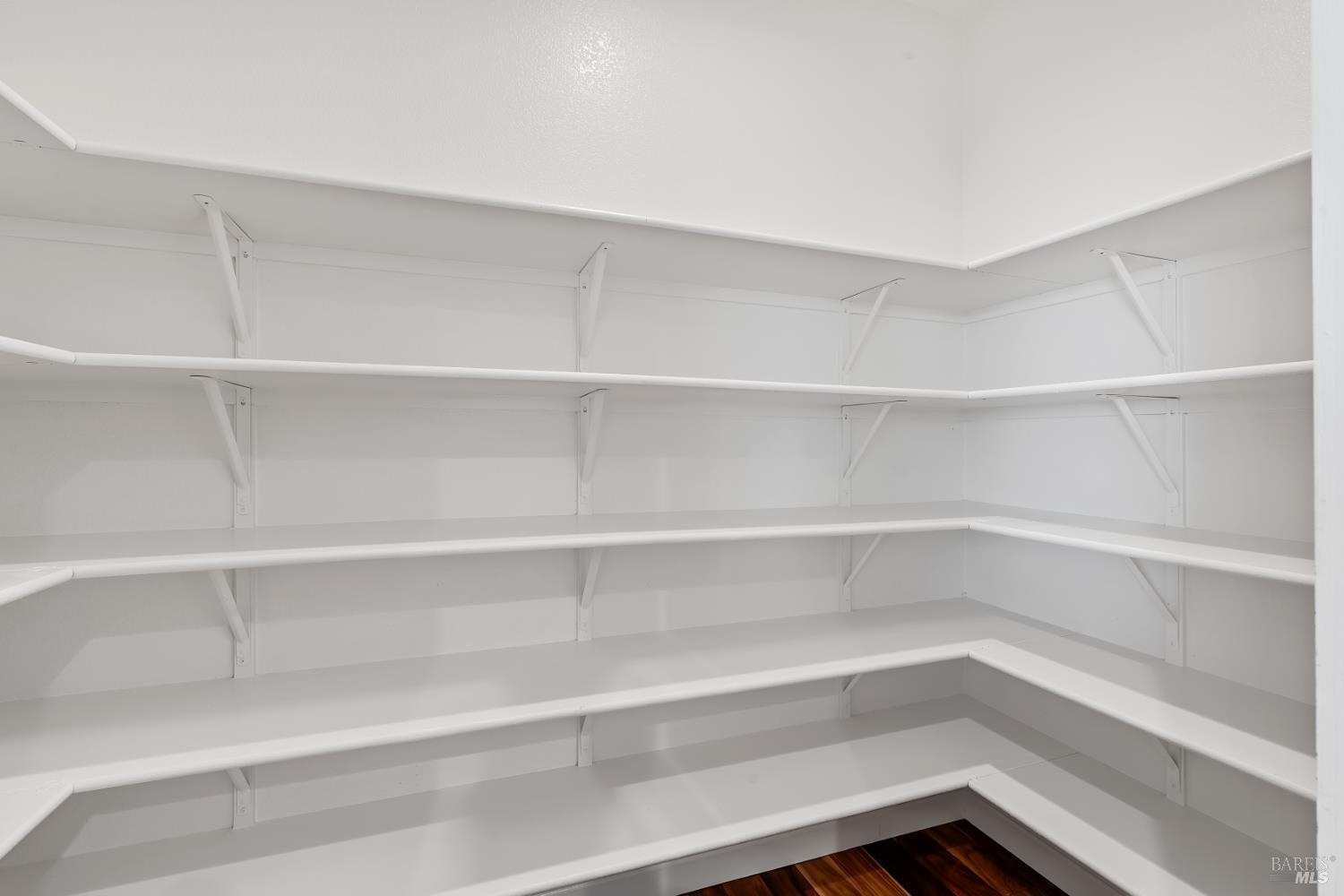 MLS #326029585 image #9