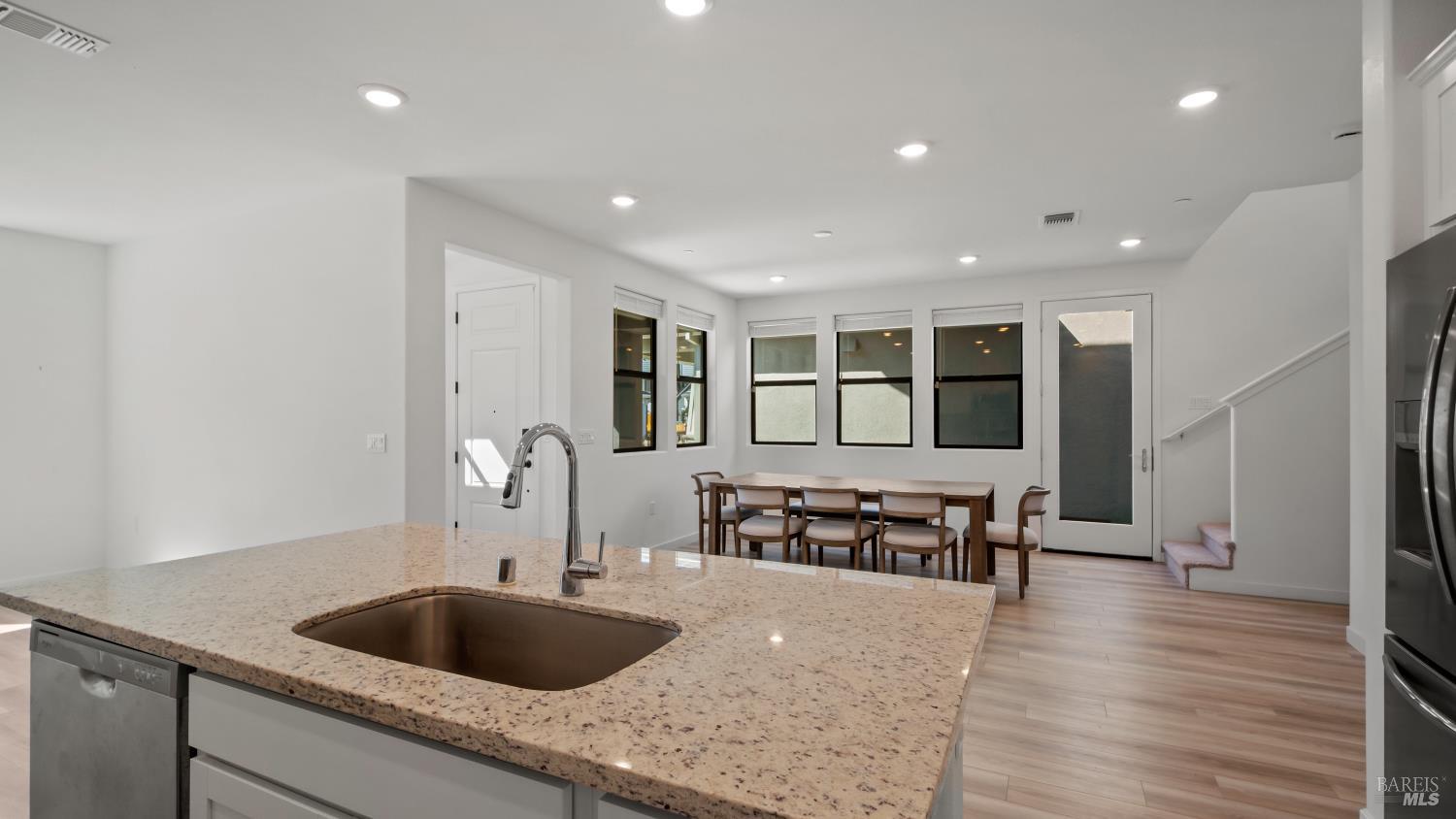 MLS #326029707 image #11