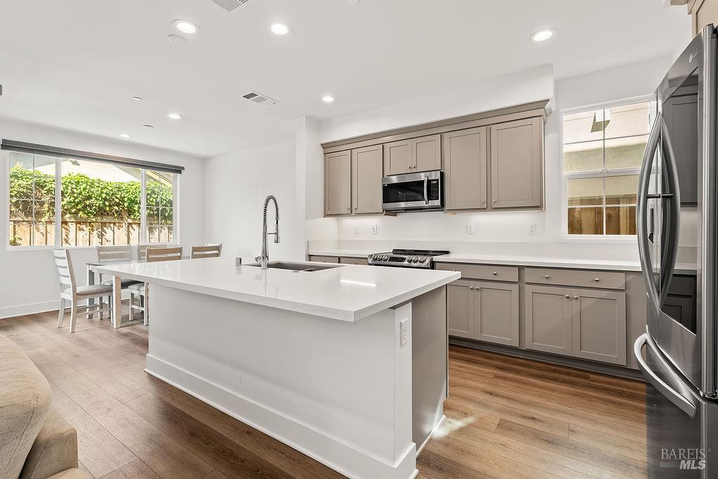 MLS #326029747 image #1