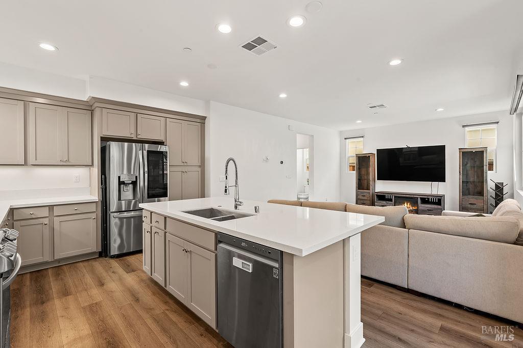 MLS #326029747 image #3
