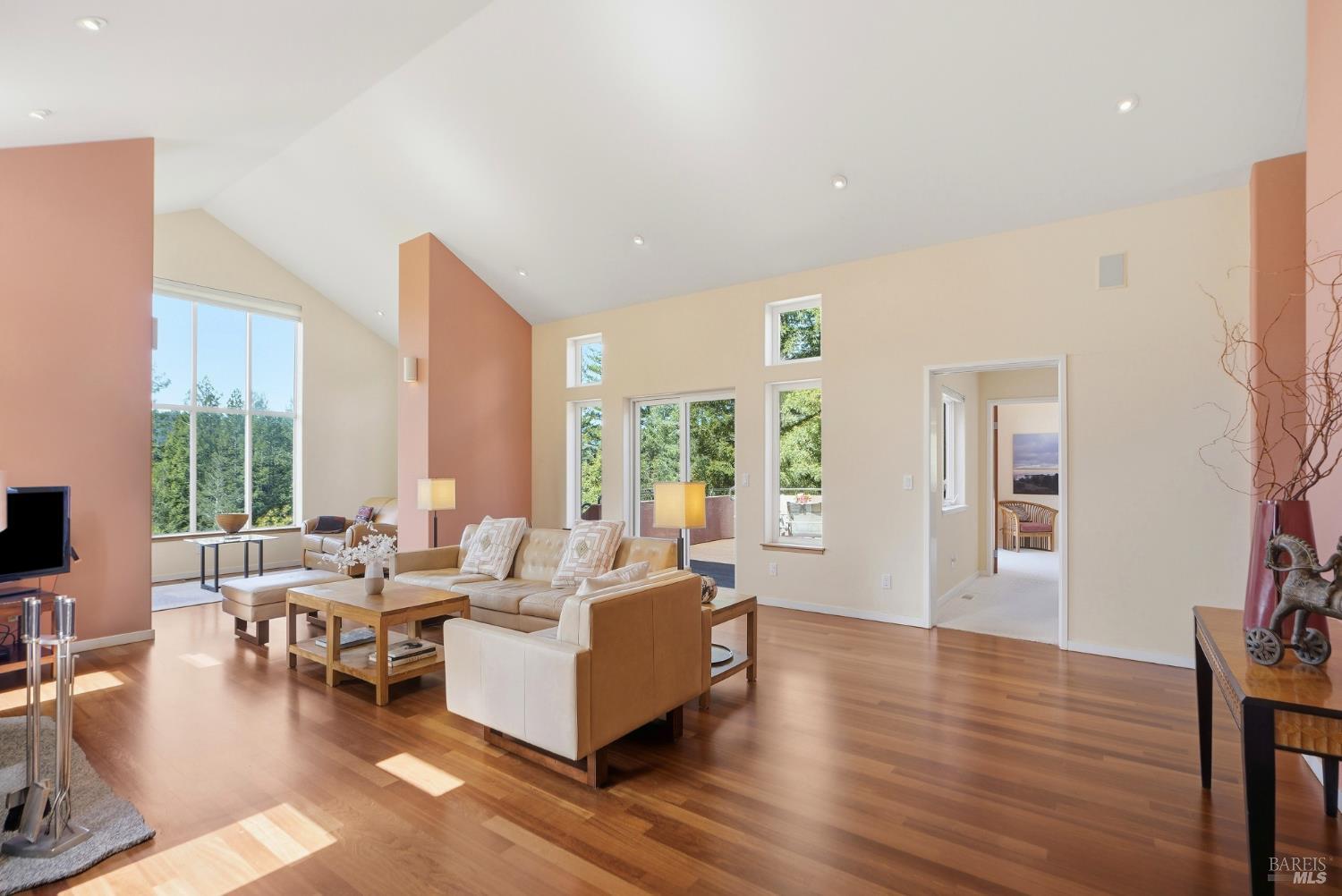 MLS #326029769 img 6