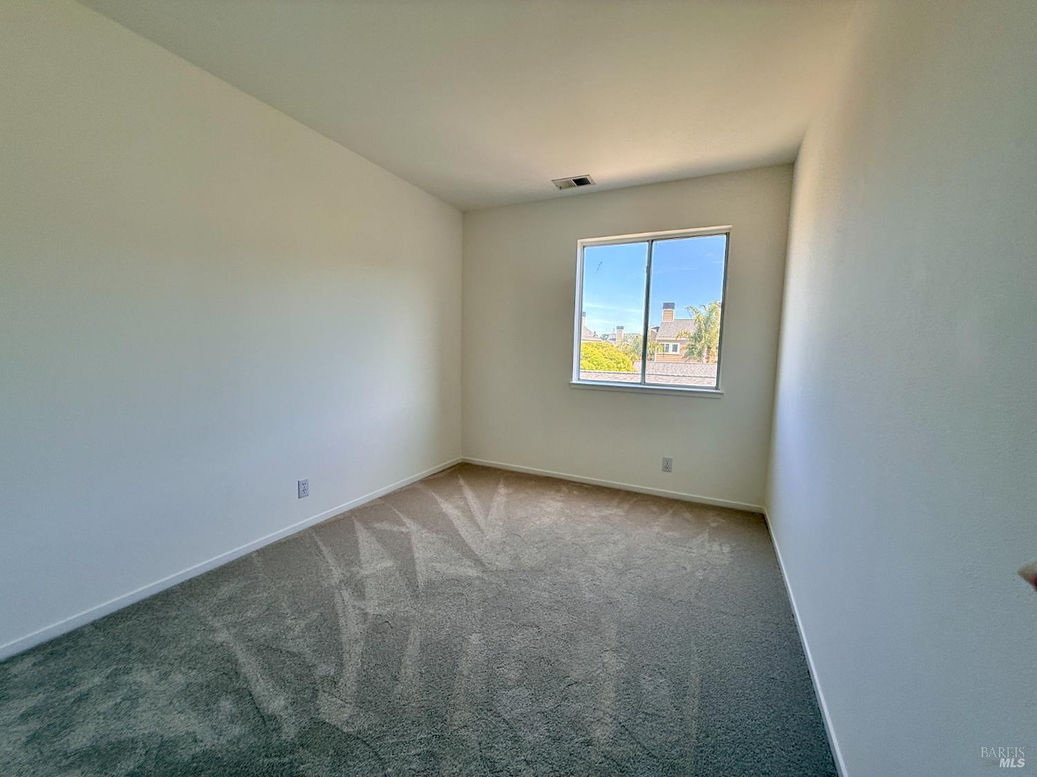 MLS #326029999 image #11
