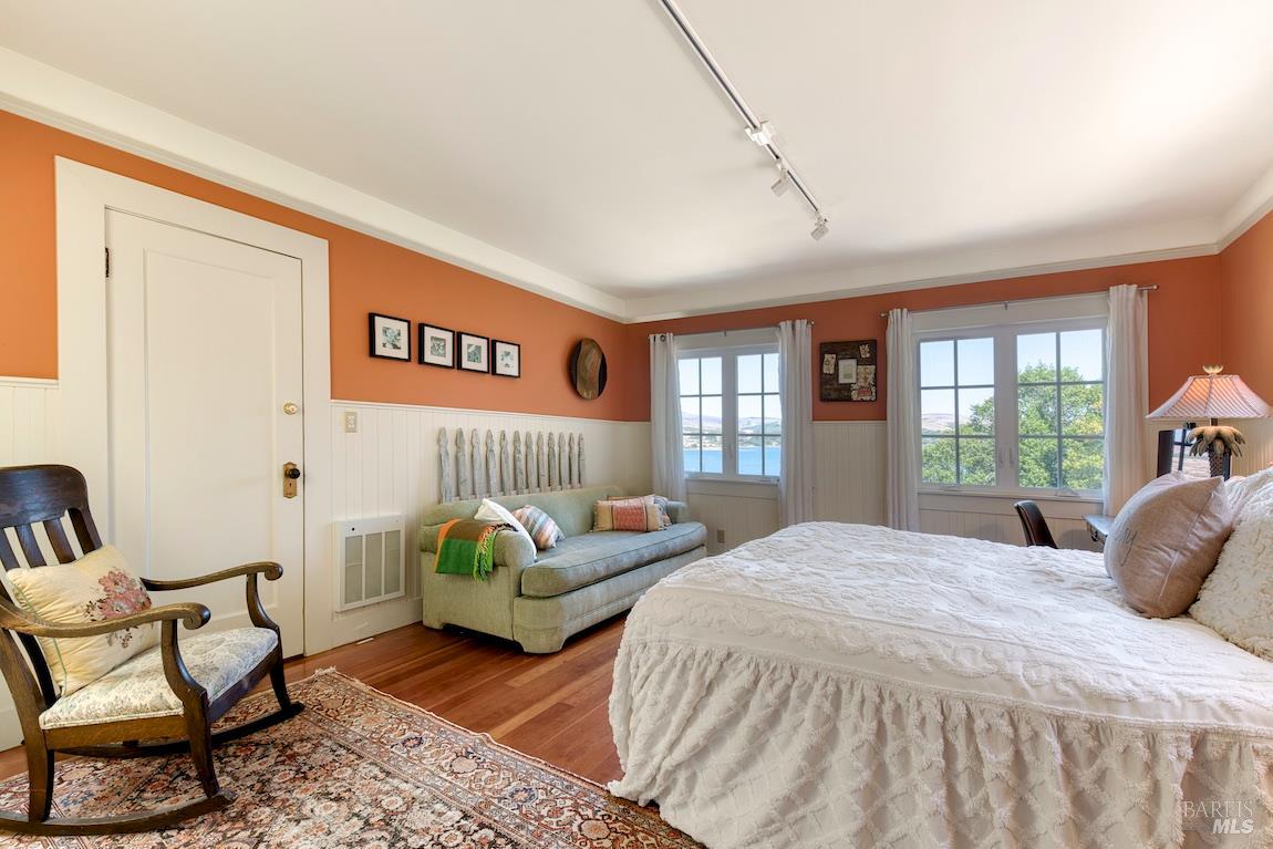 MLS #326030036 image #31