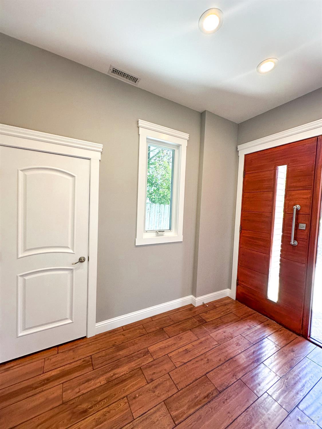 MLS #326030110 image #5
