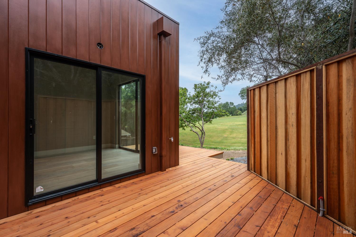 MLS #326030127 image #9