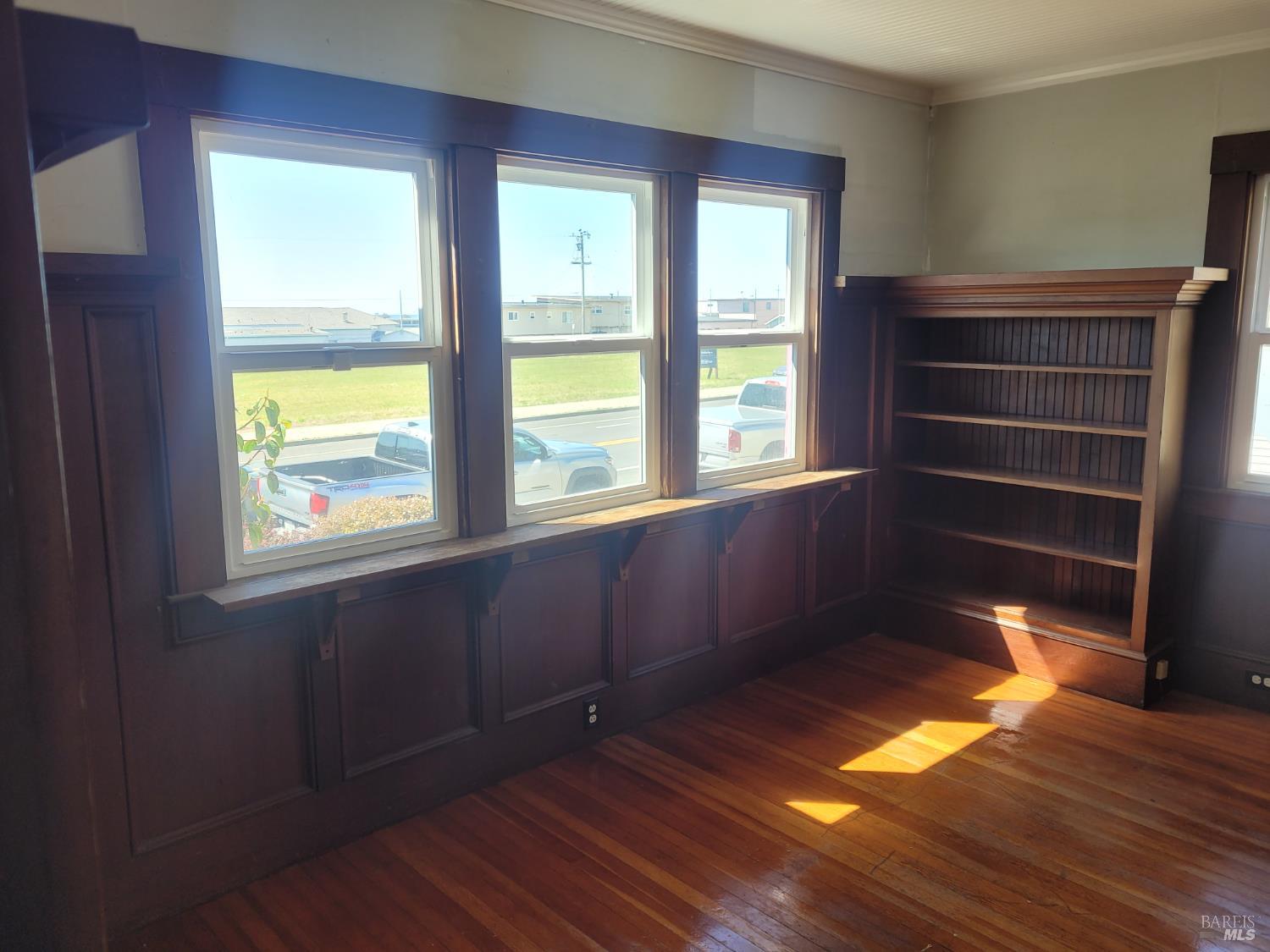 MLS #326030188 image #8