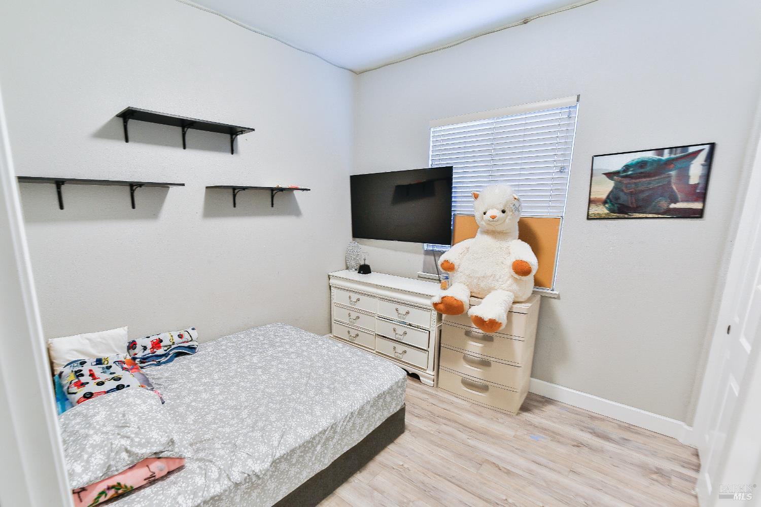 MLS #326030241 image #9