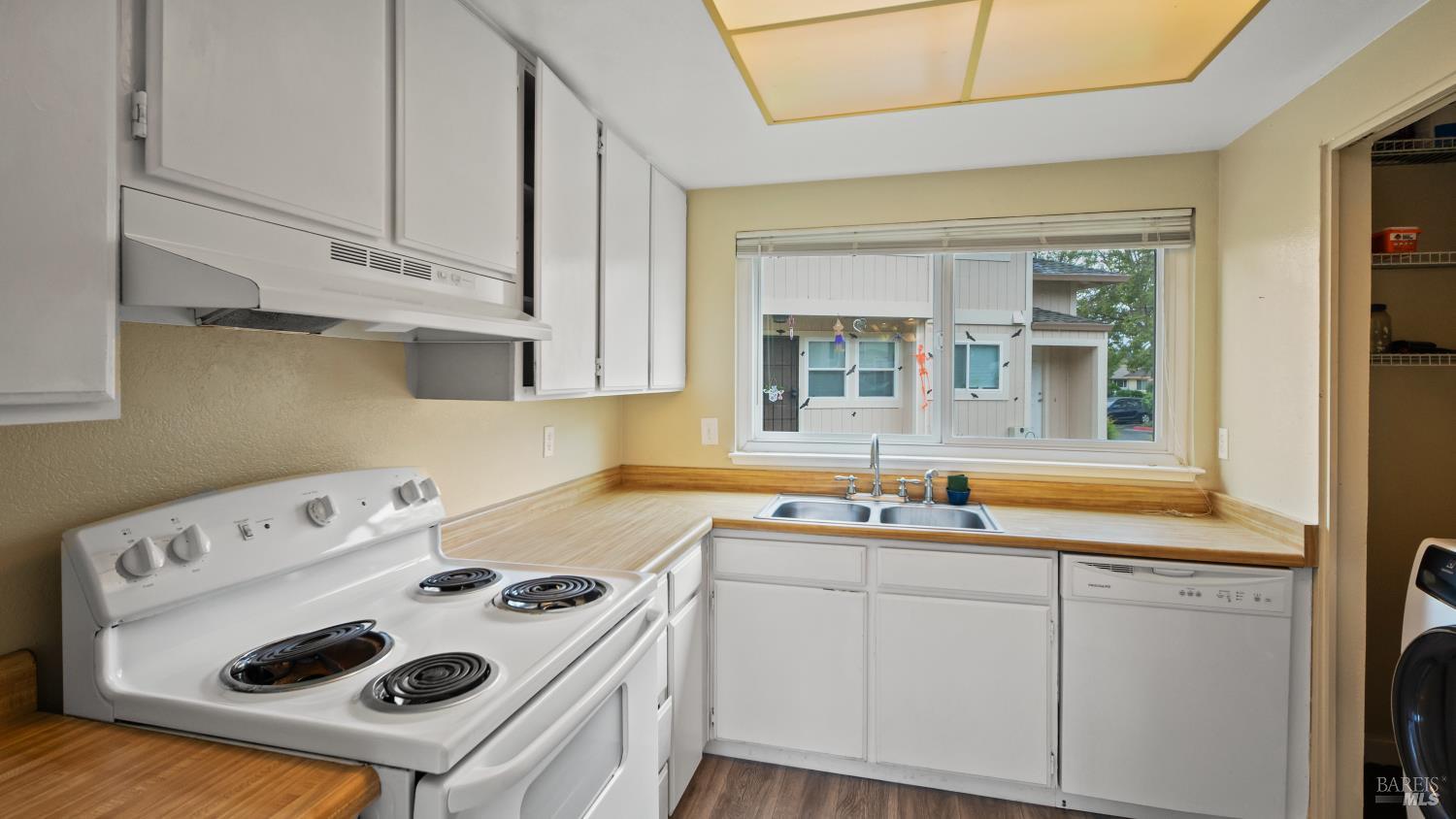 MLS #326030544 image #8