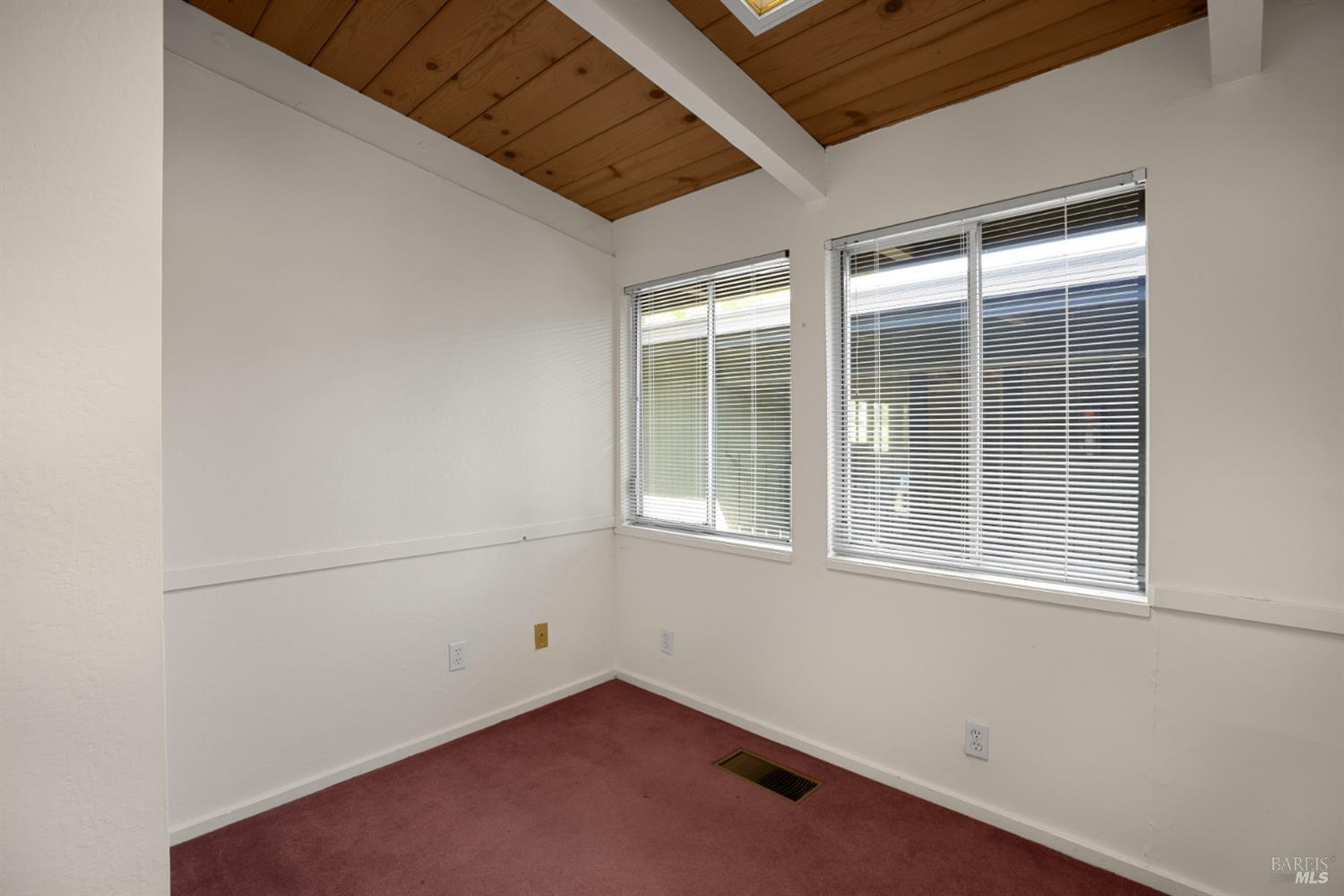 MLS #326030557 image #25