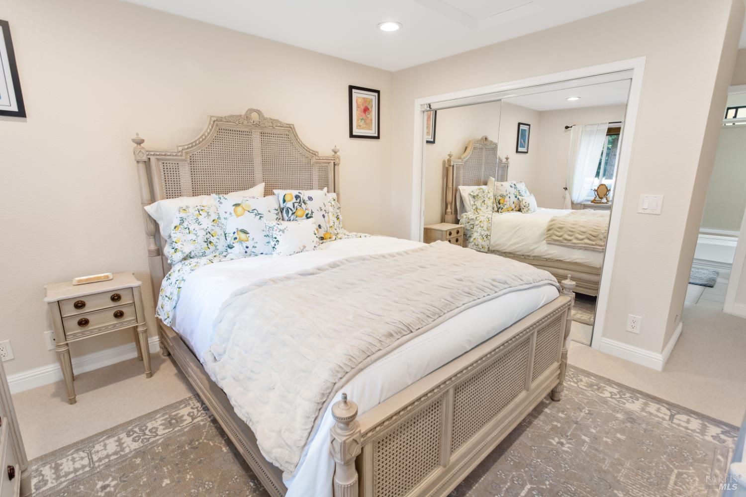 MLS #326030807 image #9