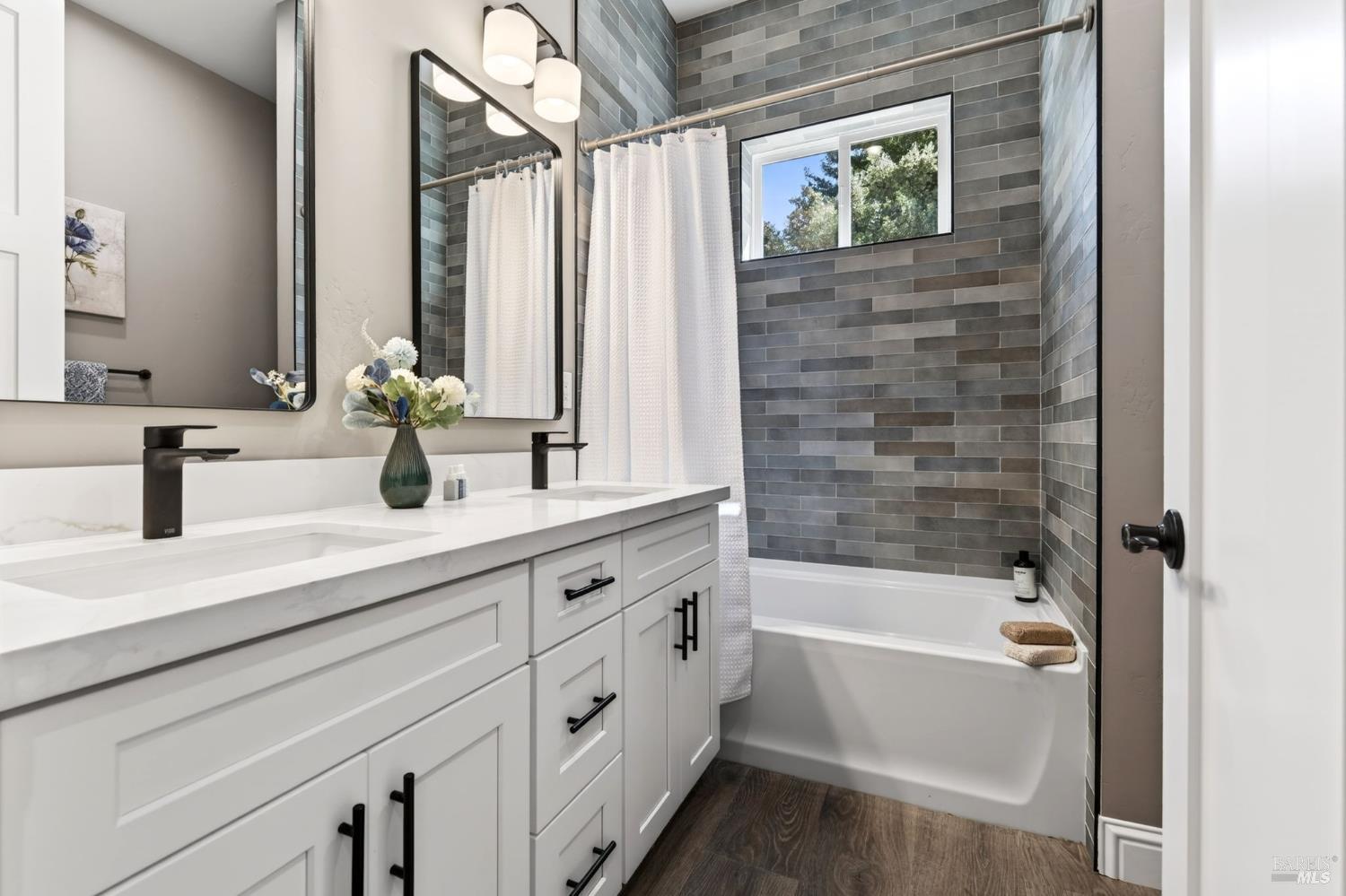 MLS #326030812 image #30