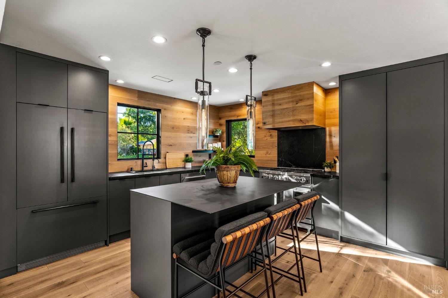 MLS #326031637 image #5
