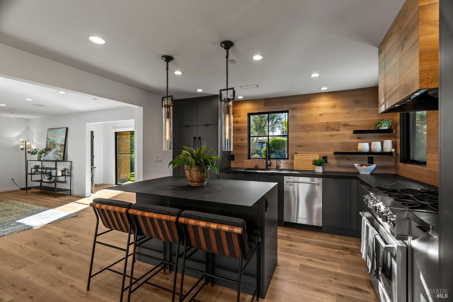 MLS #326031637 image #7