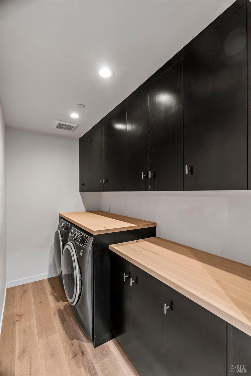 MLS #326031637 image #9
