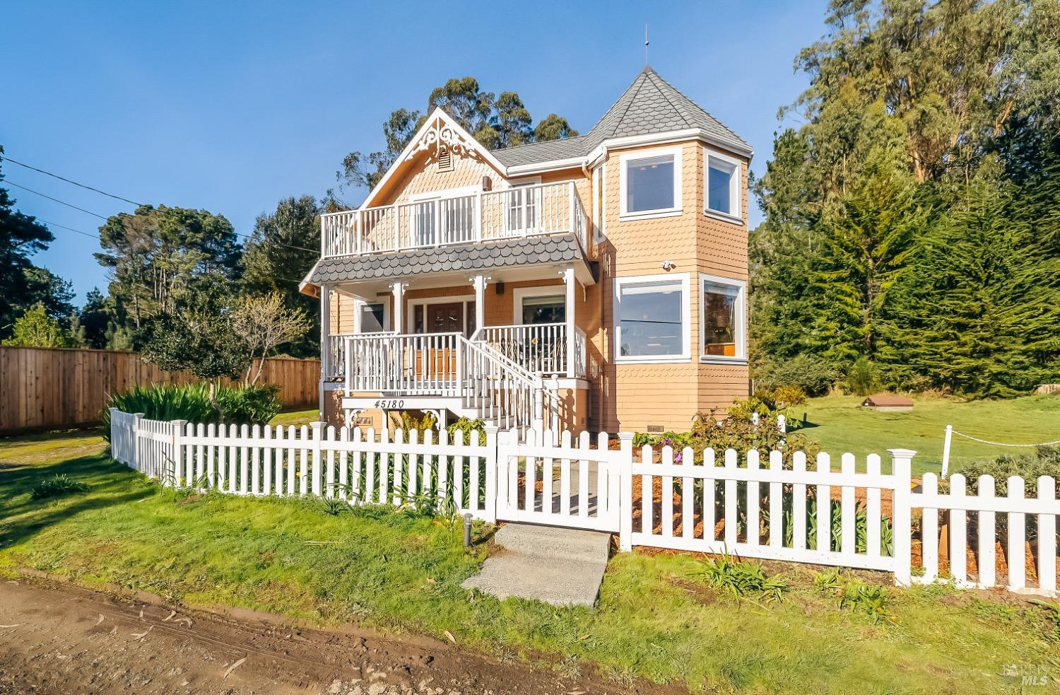 MLS #326034465 image #2