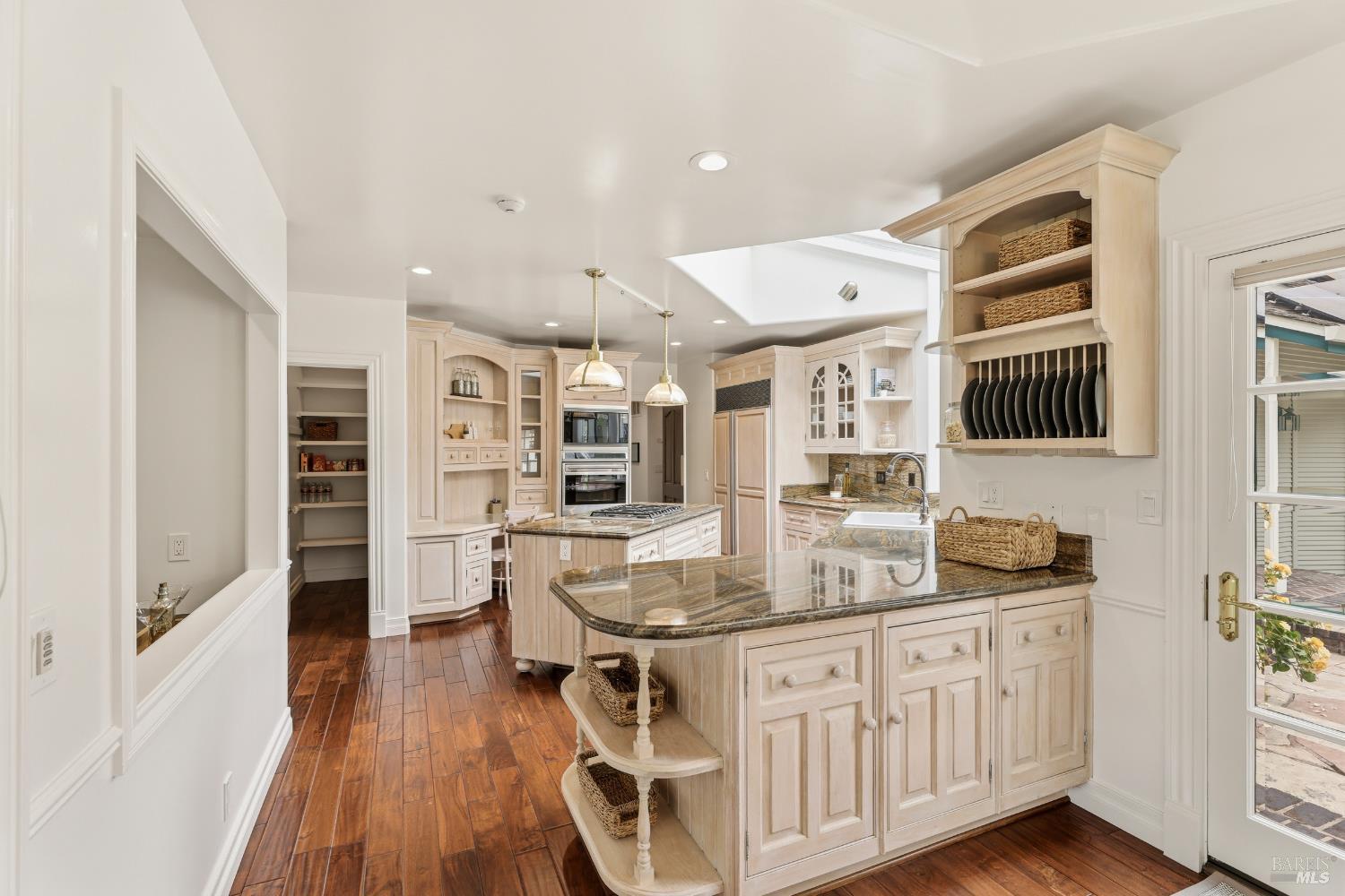 MLS #326034523 image #9