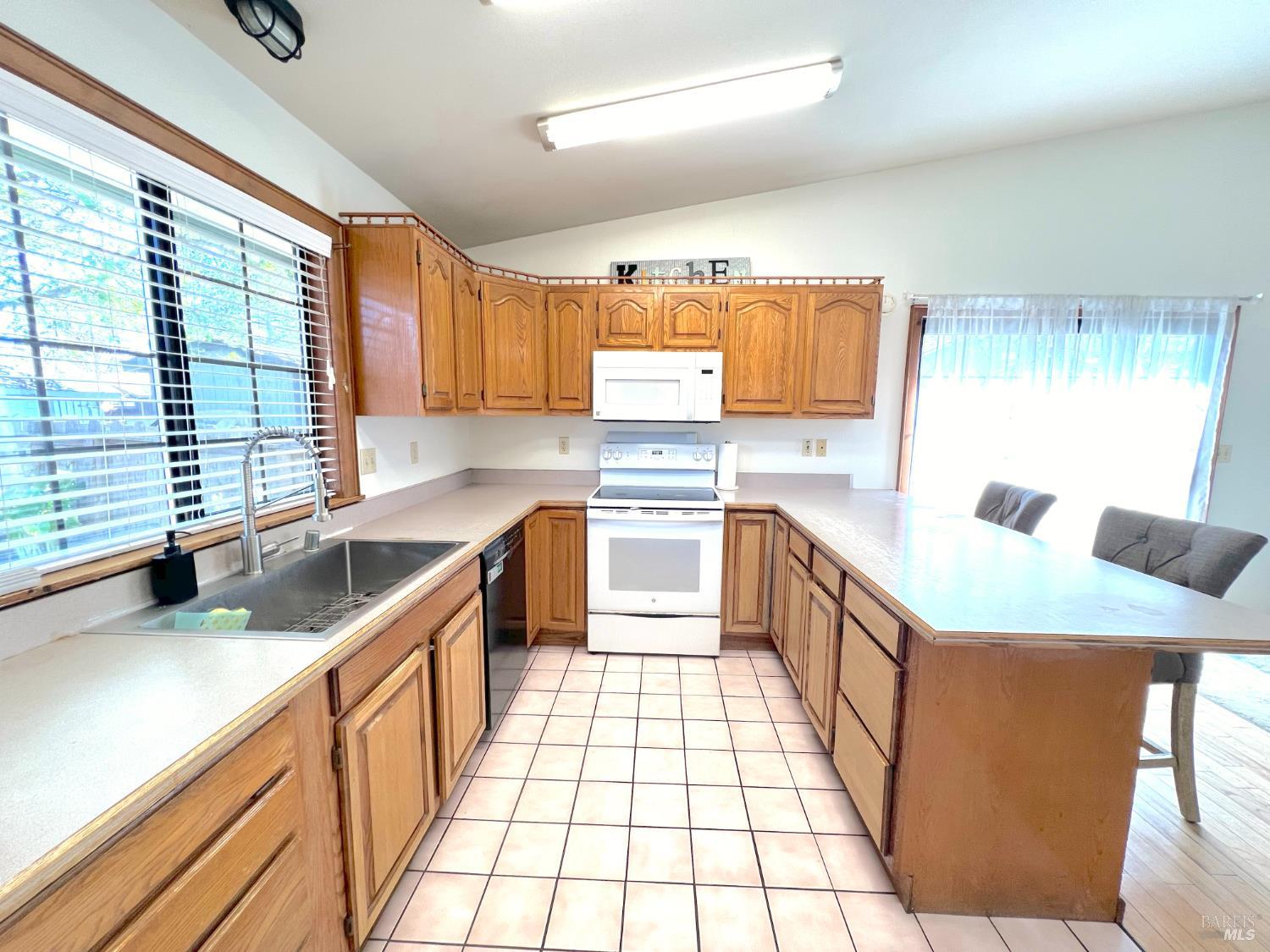 MLS #326035416 image #3