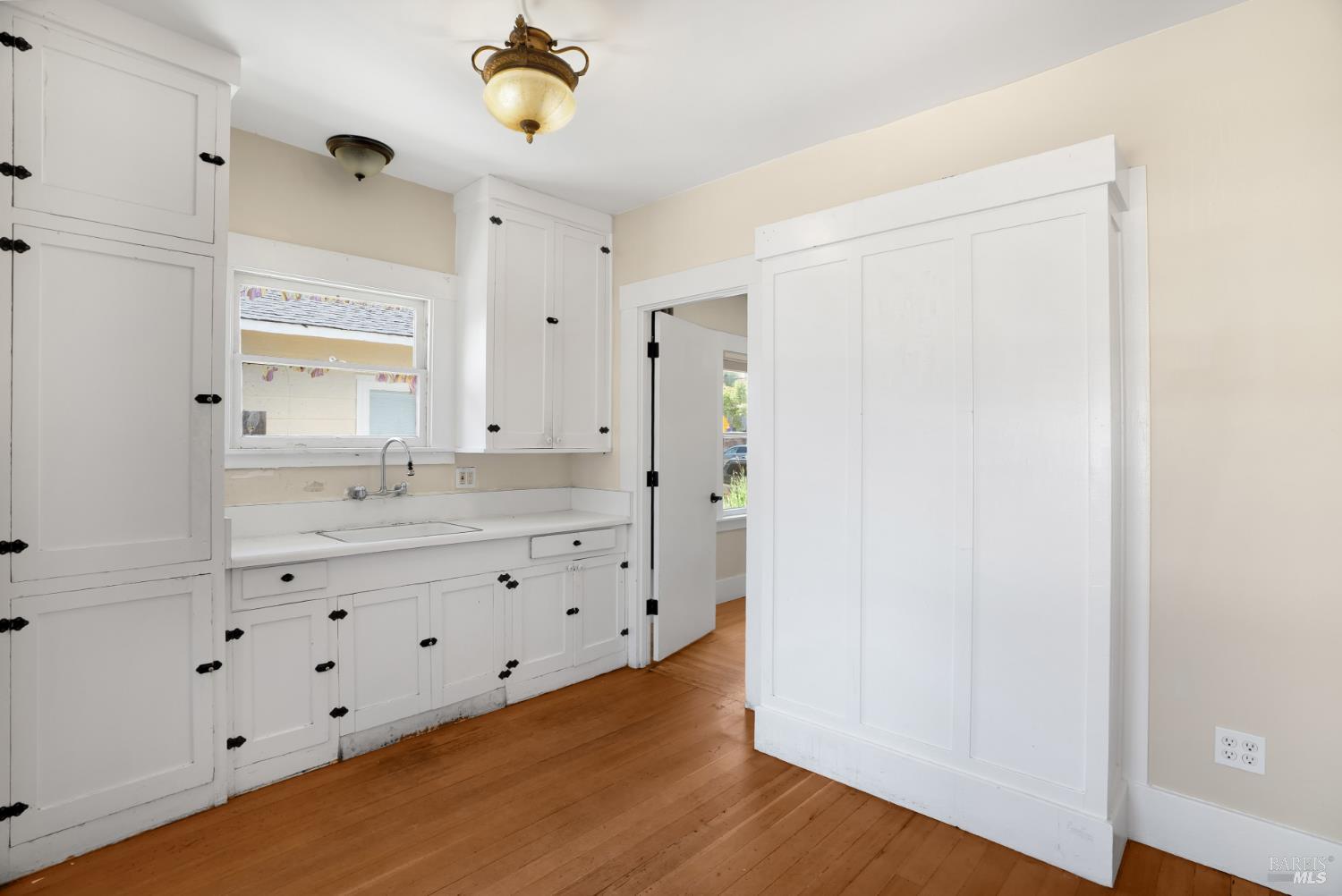 MLS #326035543 image #11
