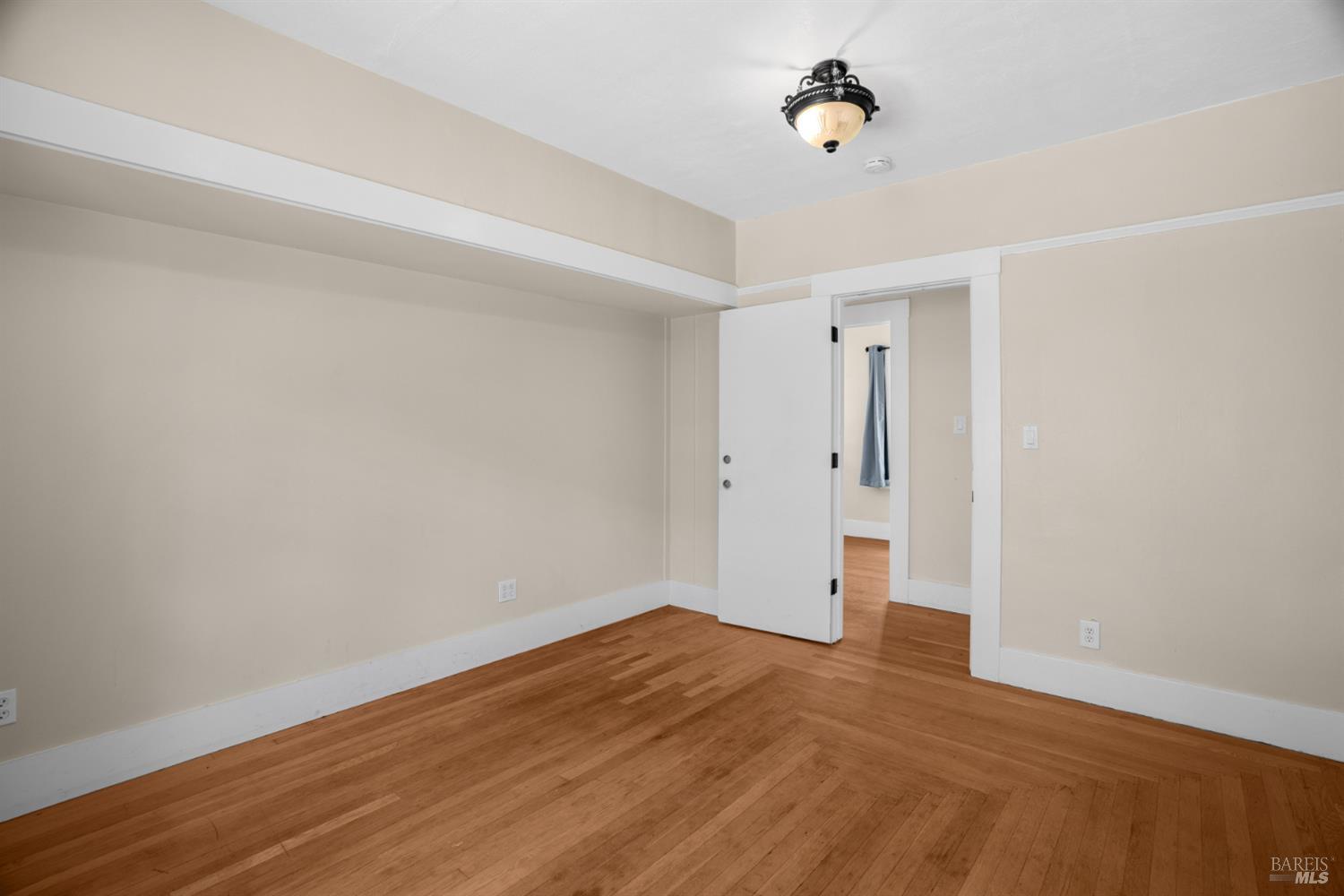 MLS #326035543 image #14