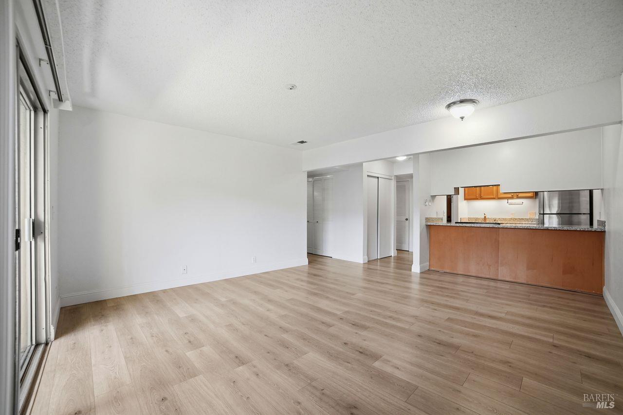 MLS #326035557 image #7