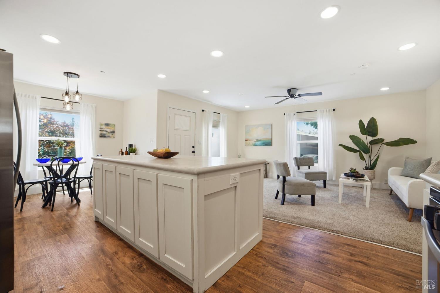 MLS #326035850 image #6