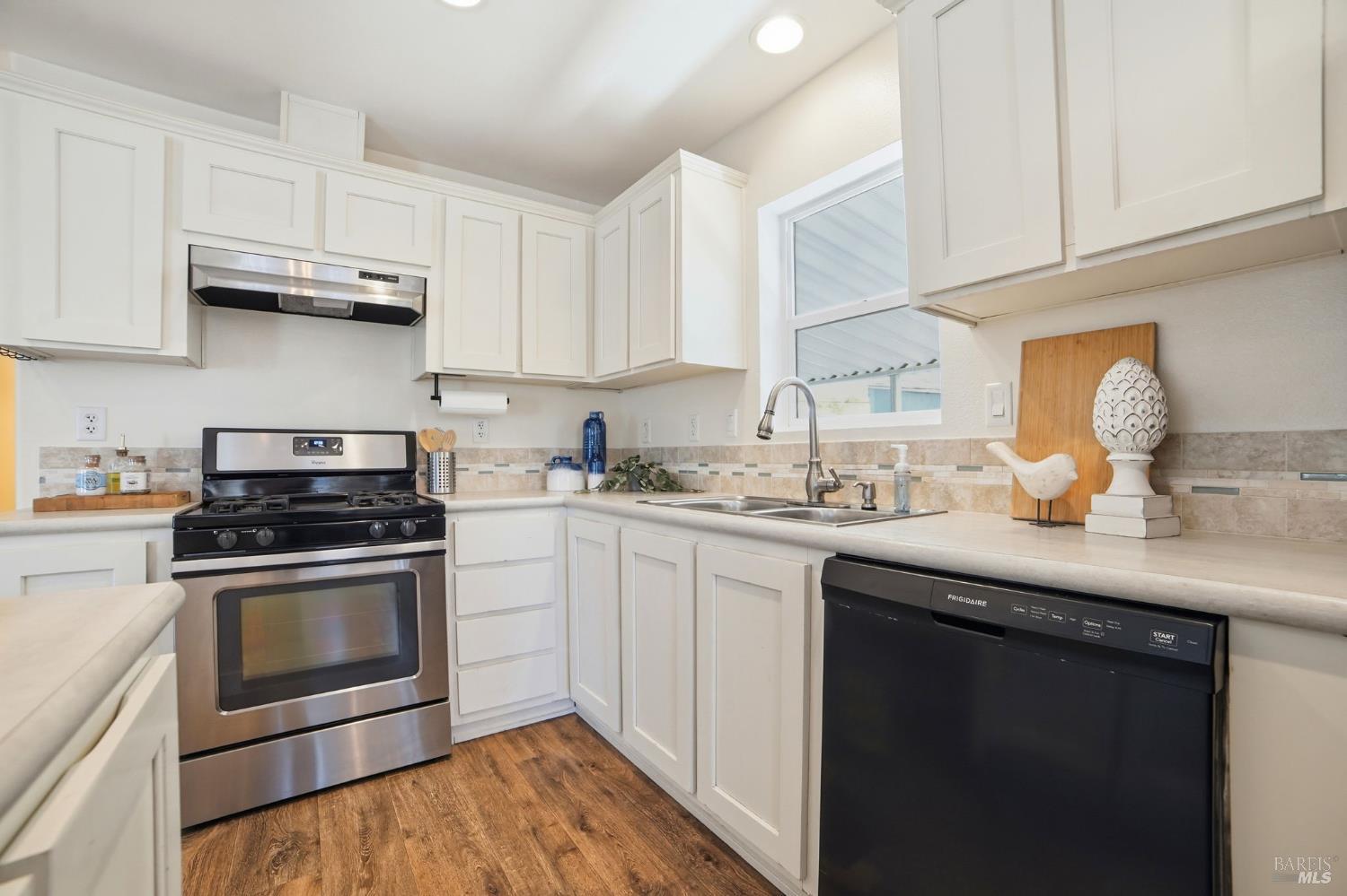 MLS #326035850 image #8