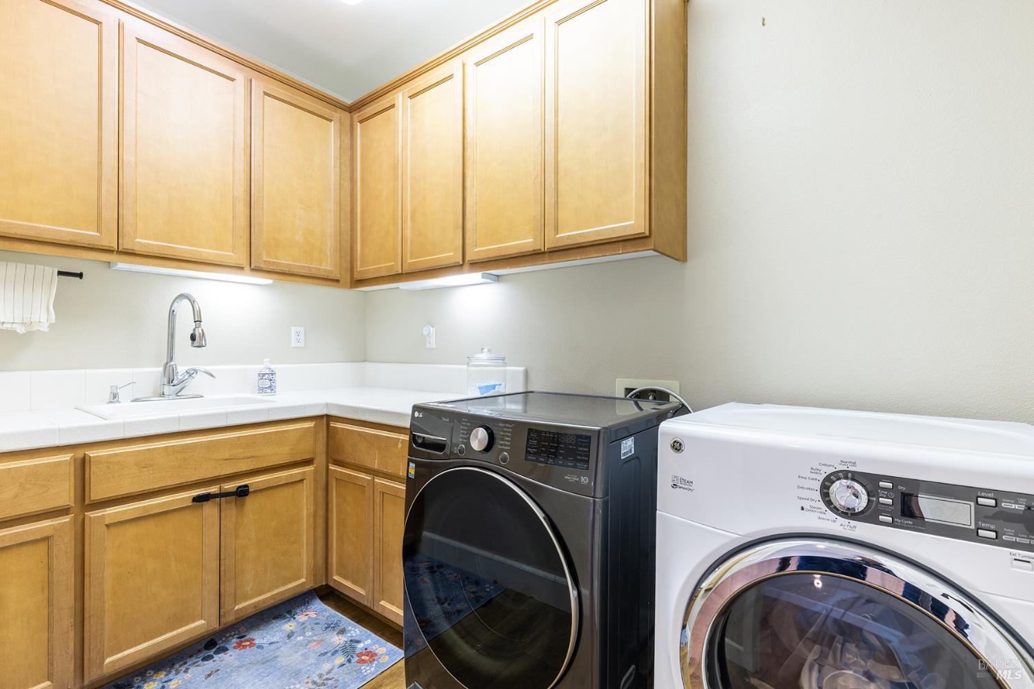 MLS #326036104 image #45