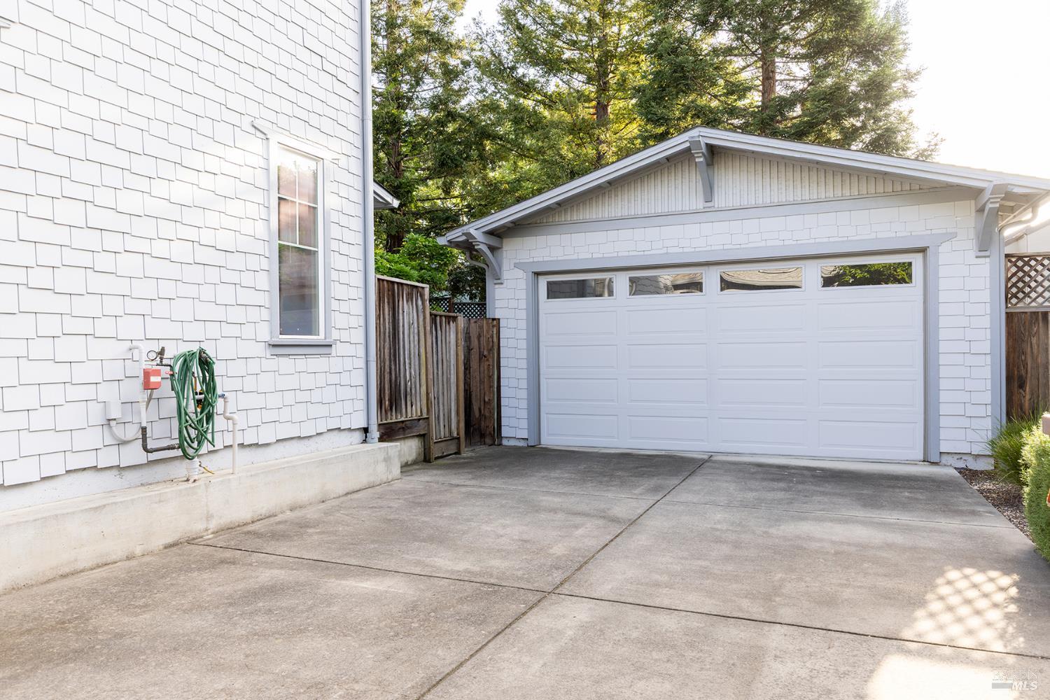 MLS #326036105 image #46