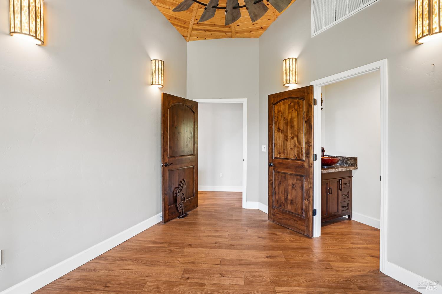 MLS #326036135 image #17