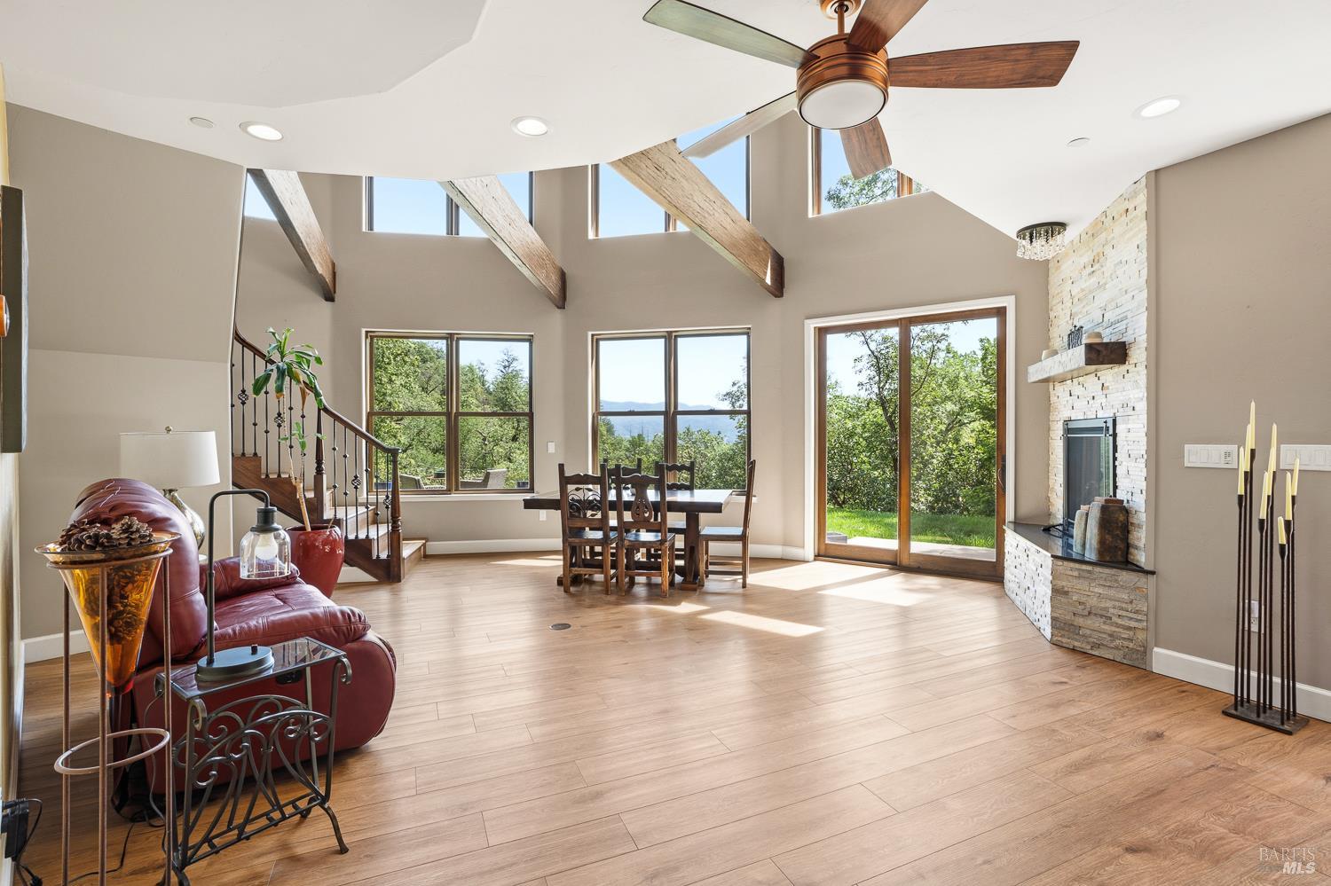 MLS #326036135 image #3