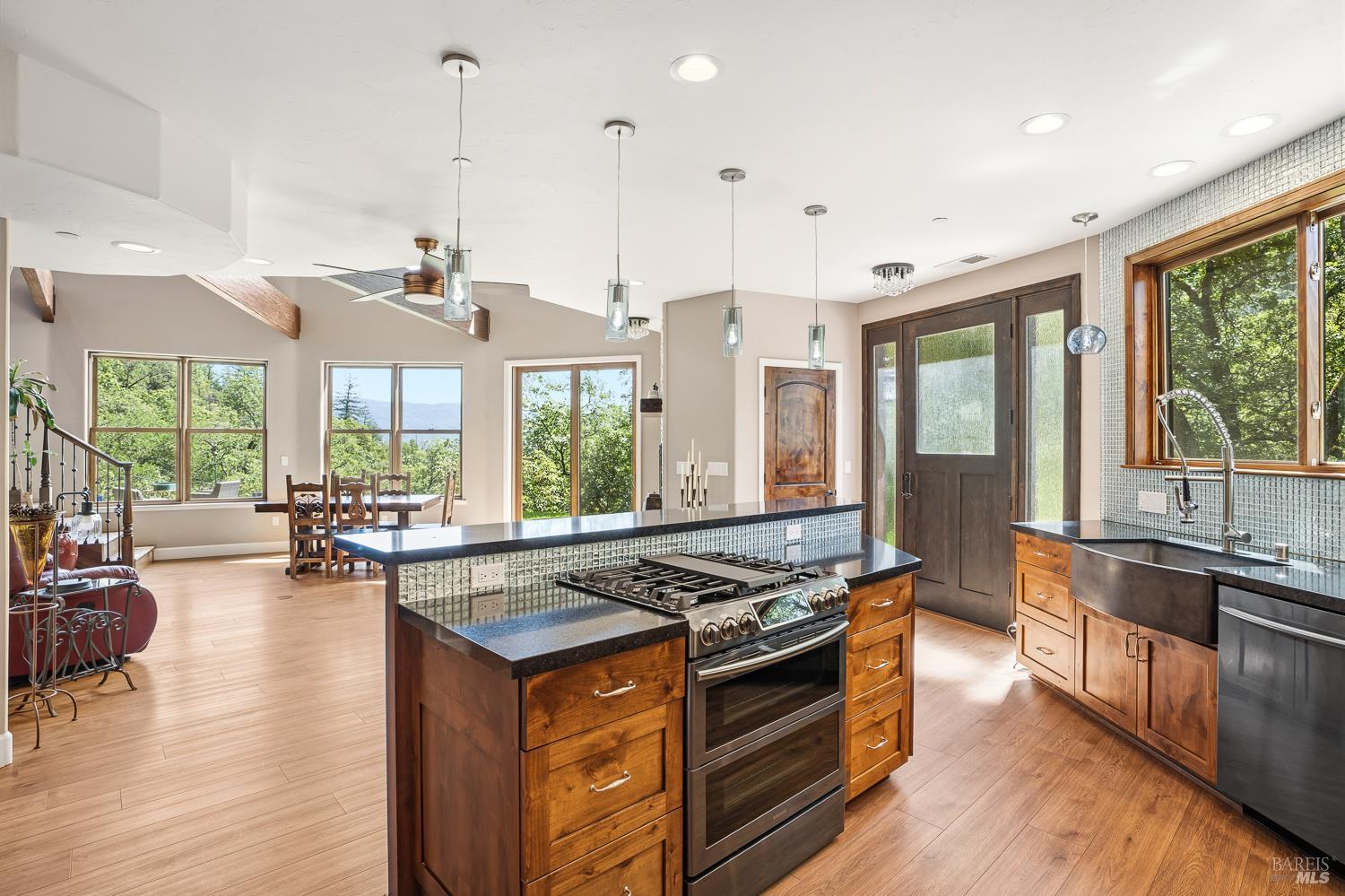 MLS #326036135 image #8