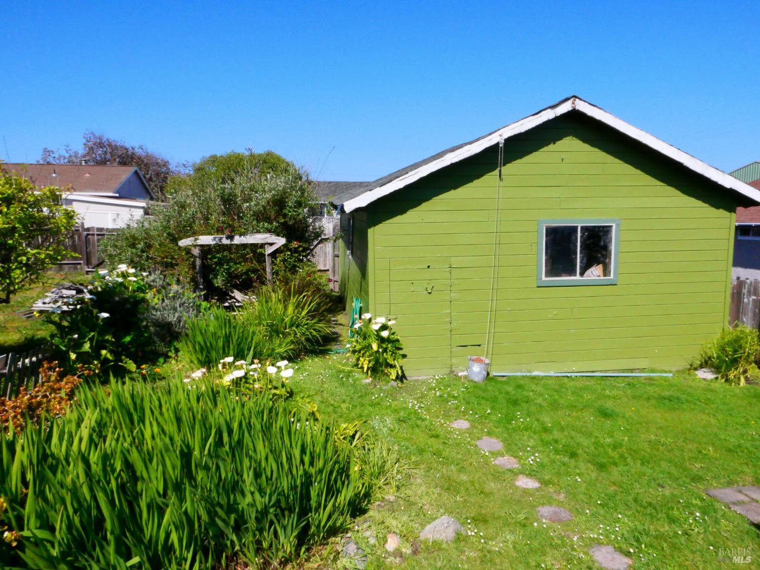 MLS #326036608 image #16