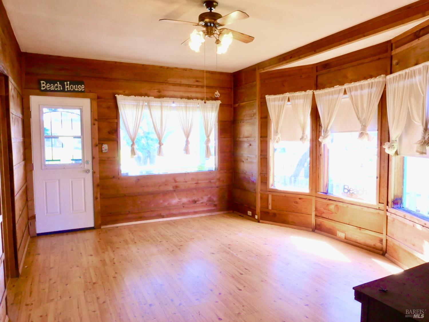 MLS #326036608 image #3