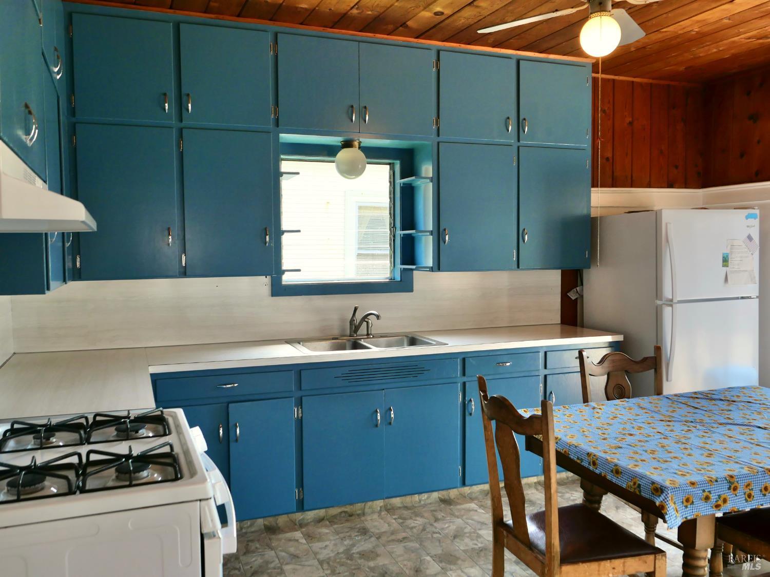 MLS #326036608 image #4