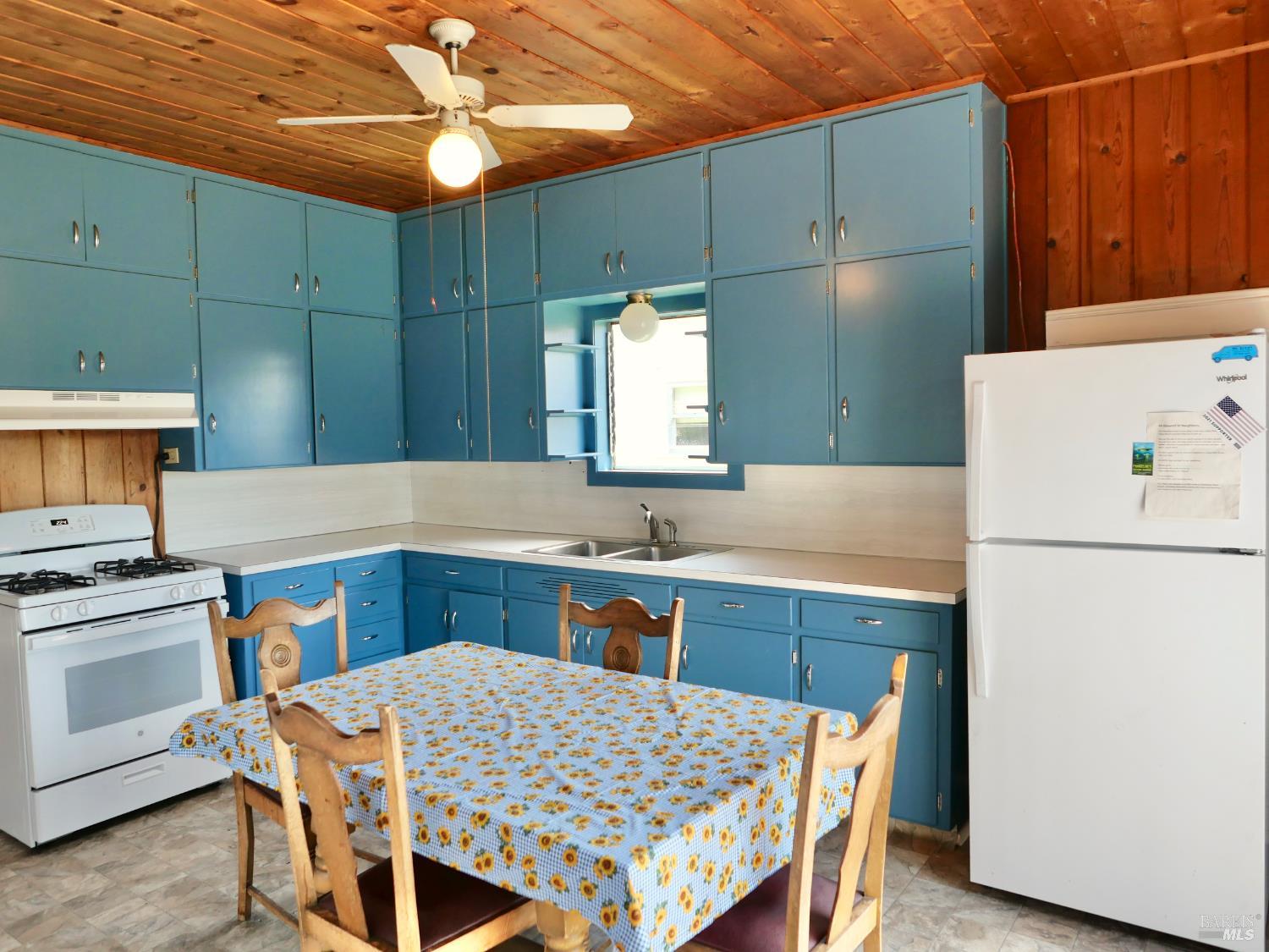 MLS #326036608 image #5