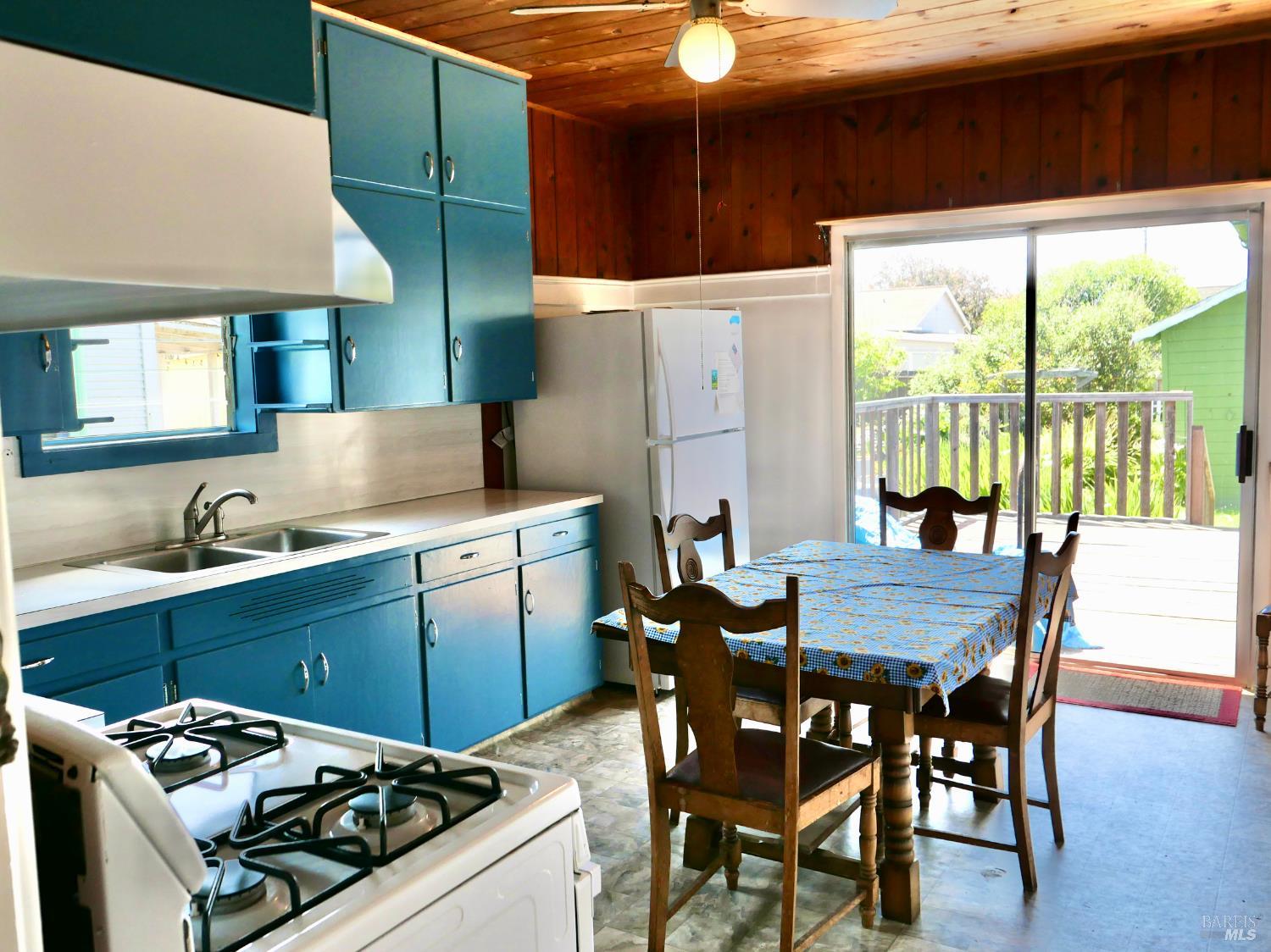 MLS #326036608 image #6