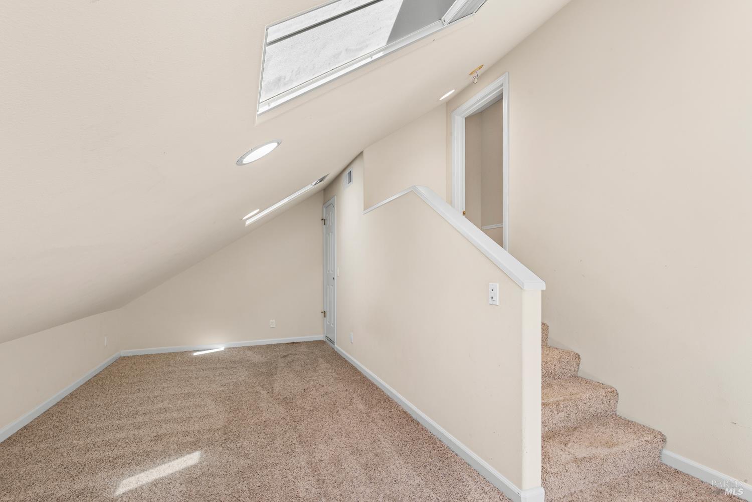 MLS #326037845 image #24
