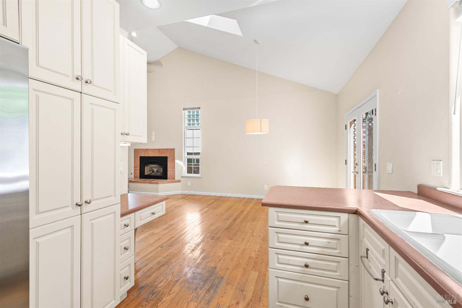 MLS #326037845 image #8