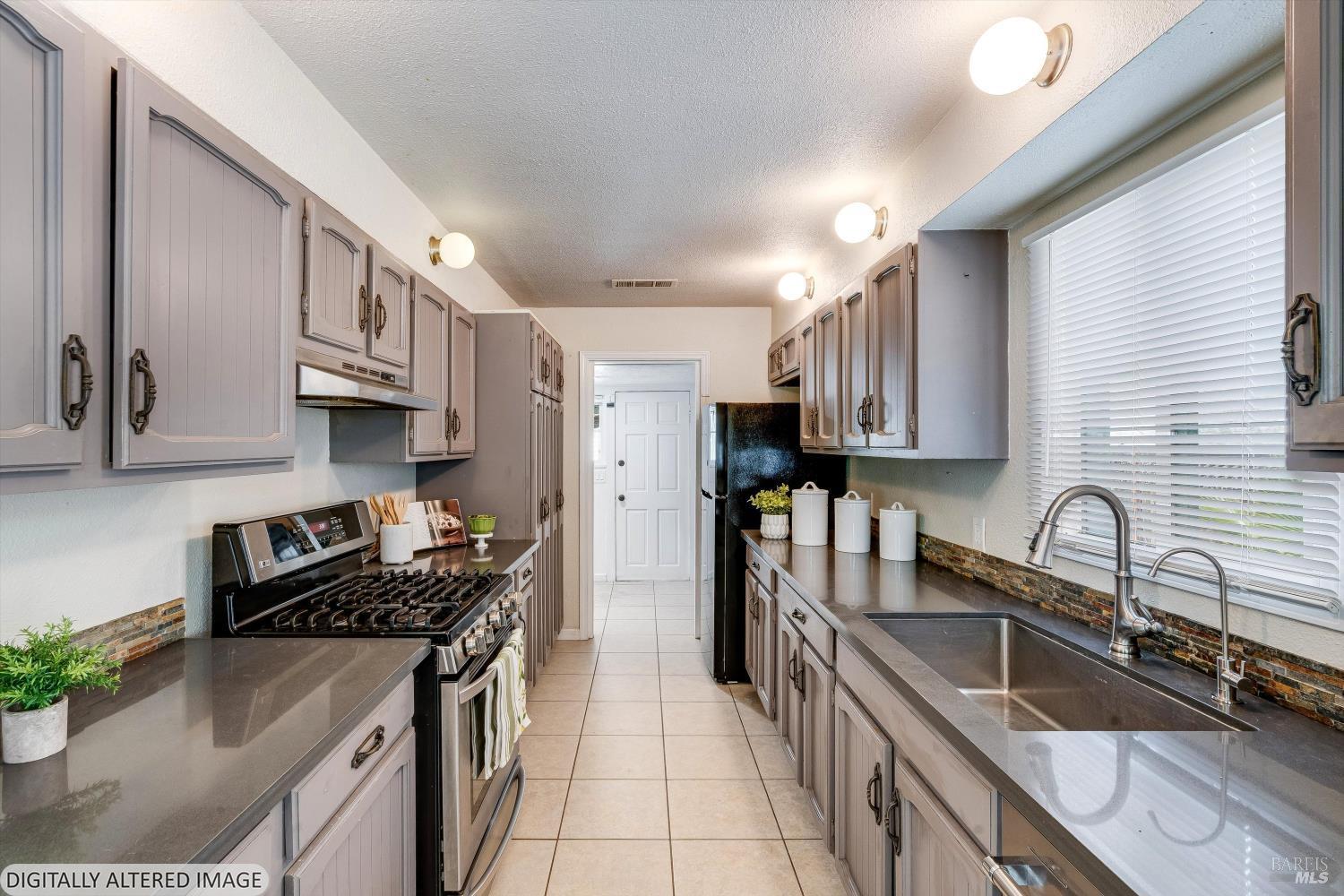 MLS #326037896 image #14