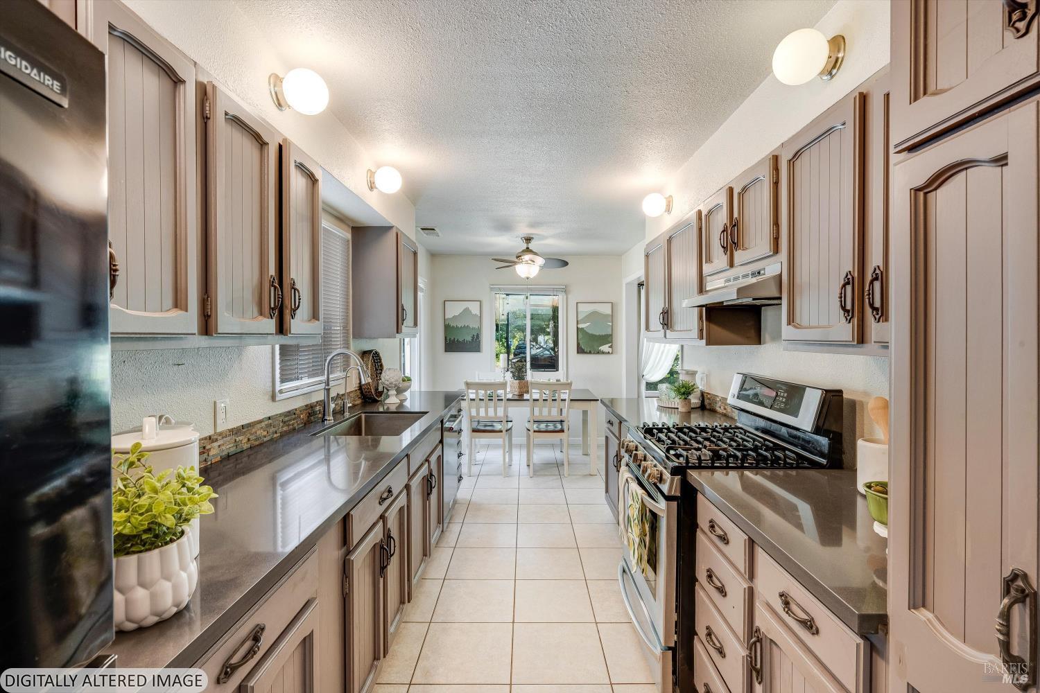 MLS #326037896 image #18