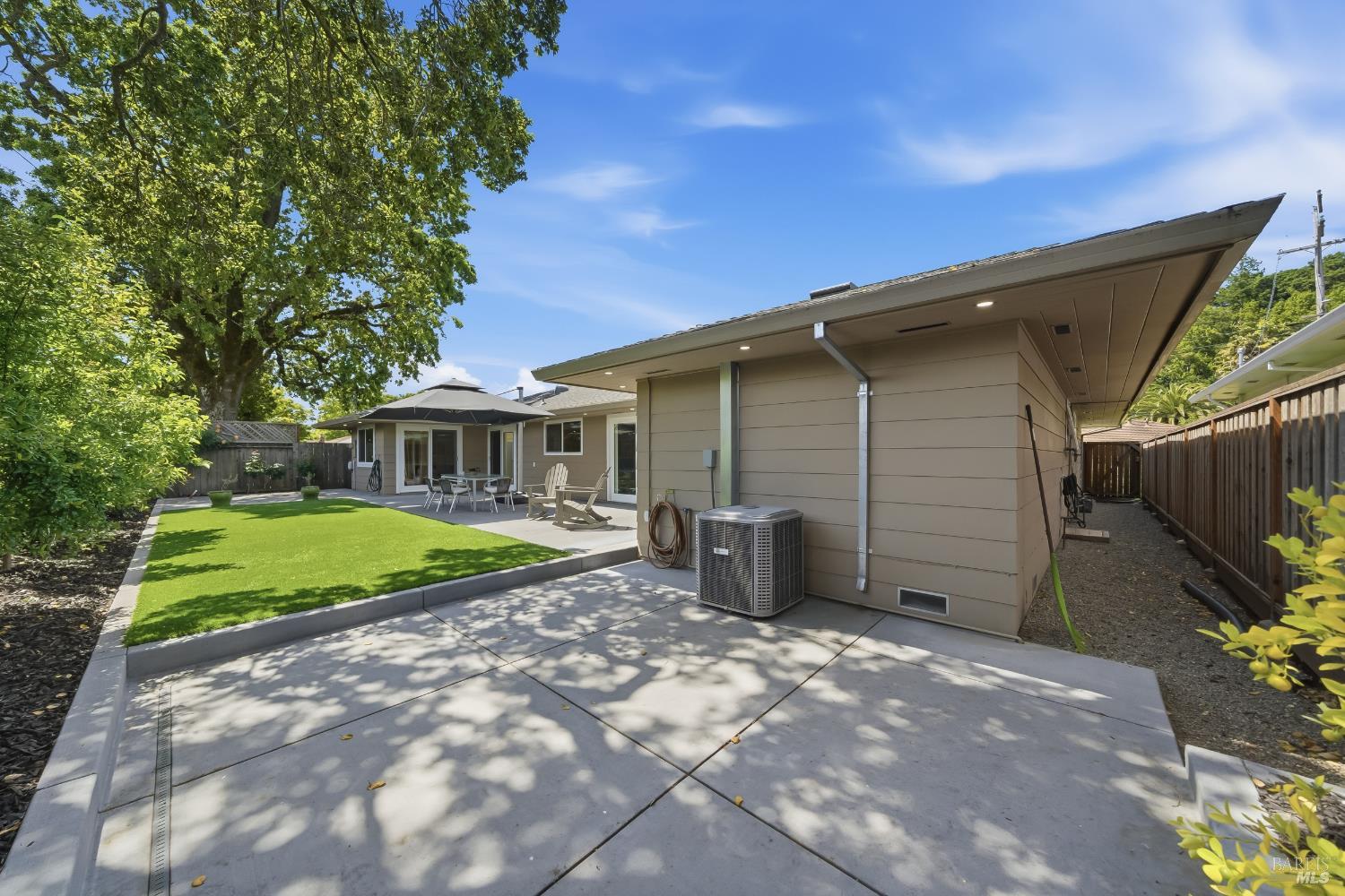 MLS #326037988 image #32