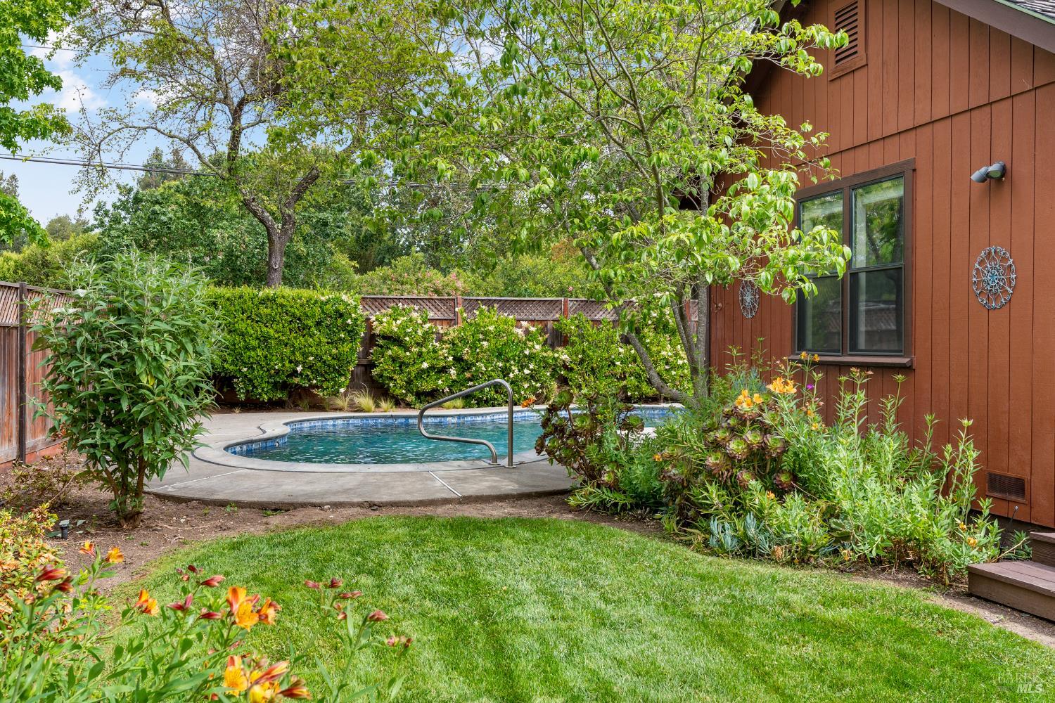 MLS #326038055 image #22