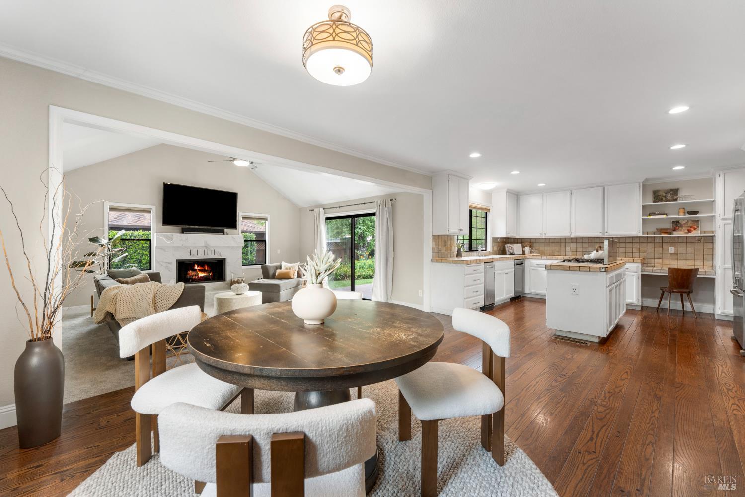 MLS #326038055 image #8