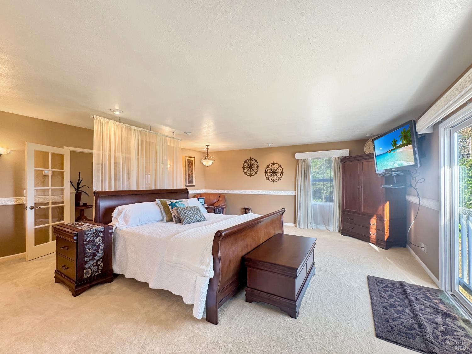 MLS #326038268 image #4