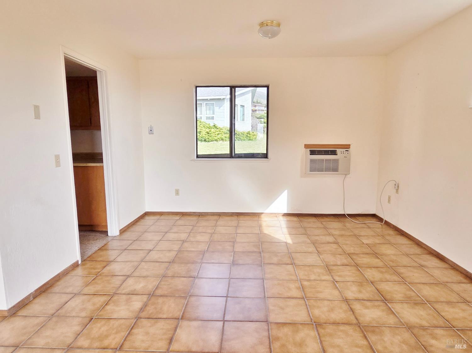 MLS #326038279 image #21