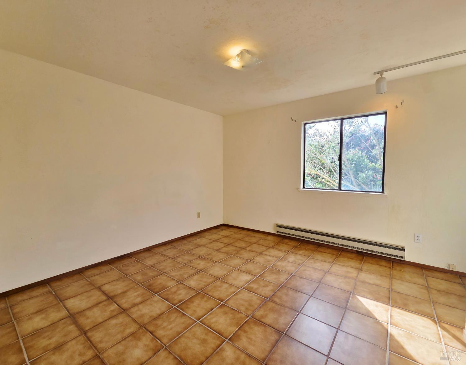 MLS #326038279 image #29