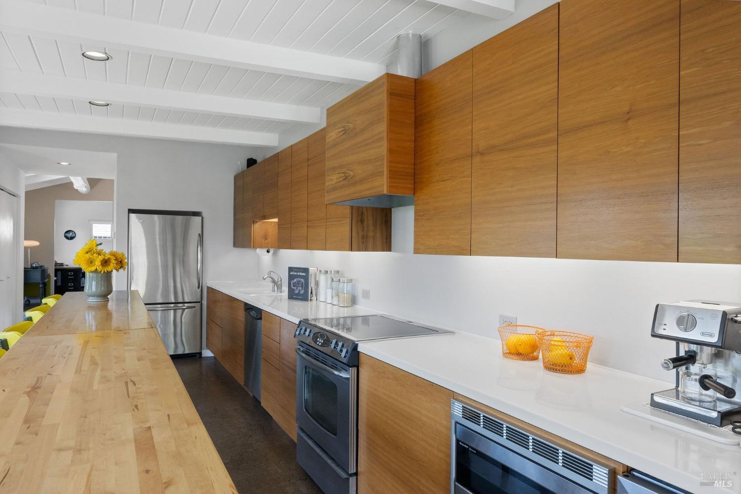 MLS #326038368 image #6