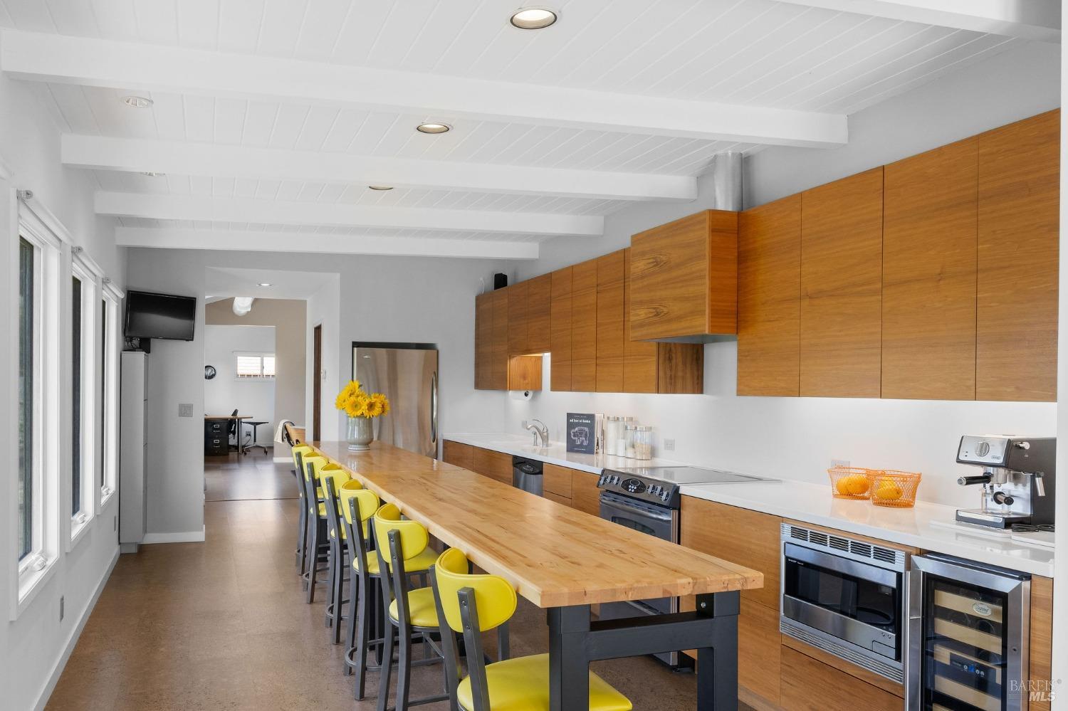 MLS #326038368 image #9