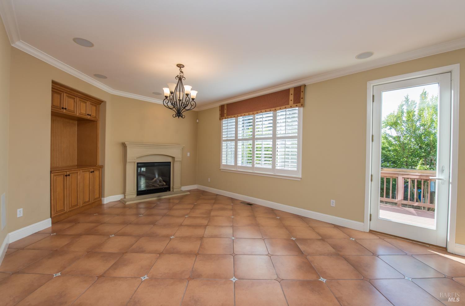 MLS #326038488 image #19